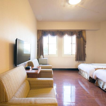 Taichung Hall Aparthotel Buitenkant foto
