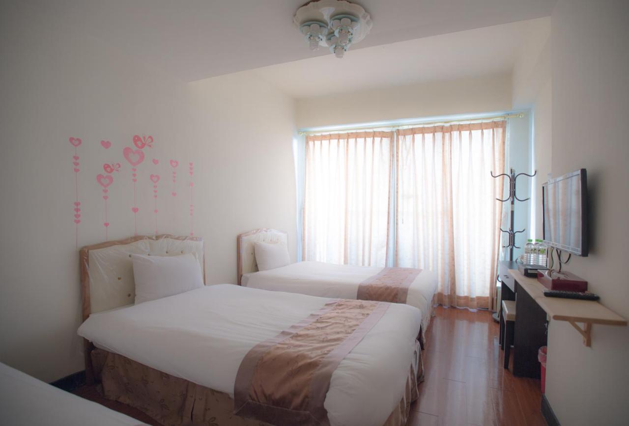 Taichung Hall Aparthotel Buitenkant foto