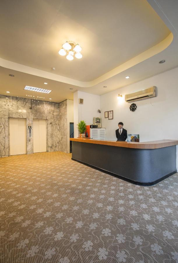 Taichung Hall Aparthotel Buitenkant foto
