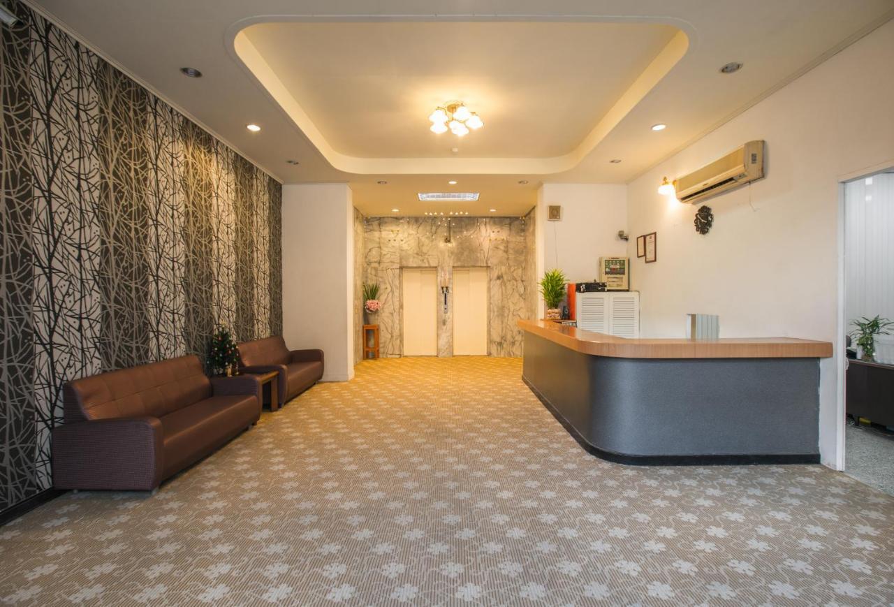 Taichung Hall Aparthotel Buitenkant foto